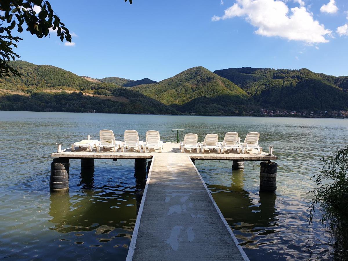 Gratca Nr 164 Orsova Villa ภายนอก รูปภาพ